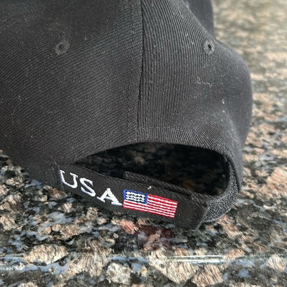 TRUMP 2020 KEEP AMERICA GREAT CAP - Picture 2 of 5